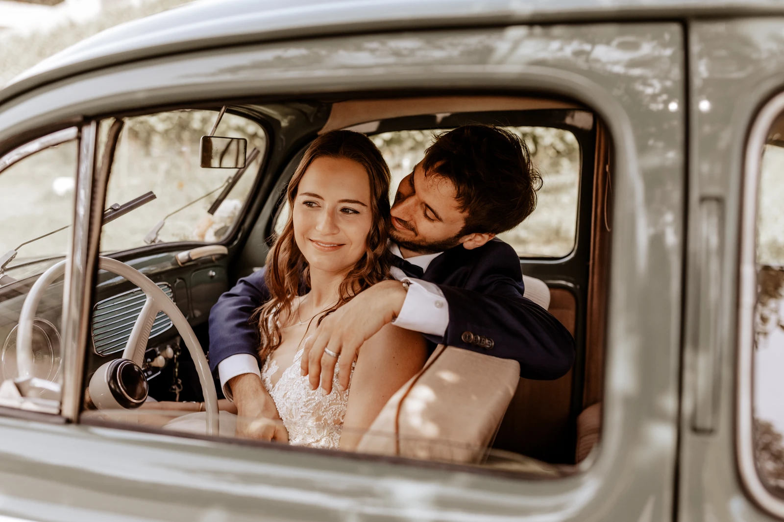 Brautpaarshooting beim Seeburghof mit Oldtimer VW Käfer 4