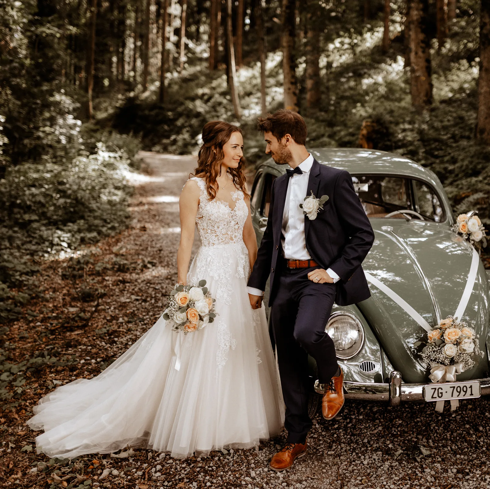 Hochzeitsfotograf Zentralschweizbrautpaartshooting im Wald 2