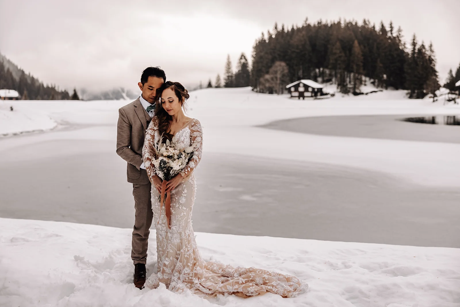 Hochzeitsfotograf Luzern- Zentralschweiz.jpg